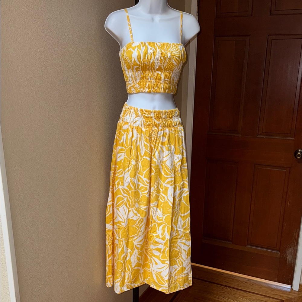 NWT Faithfull the Brand Marinelli Yellow Floral Kiera Skirt & Liya Top Sz XS (2)